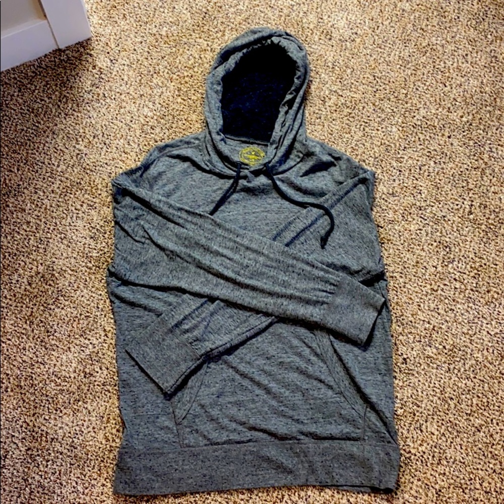 Men’s long sleeve with hood